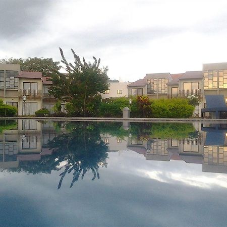 Luwansa Beach Resort Labuan Bajo Exterior foto