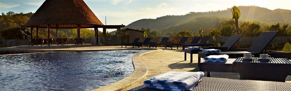 Luwansa Beach Resort Labuan Bajo Exterior foto
